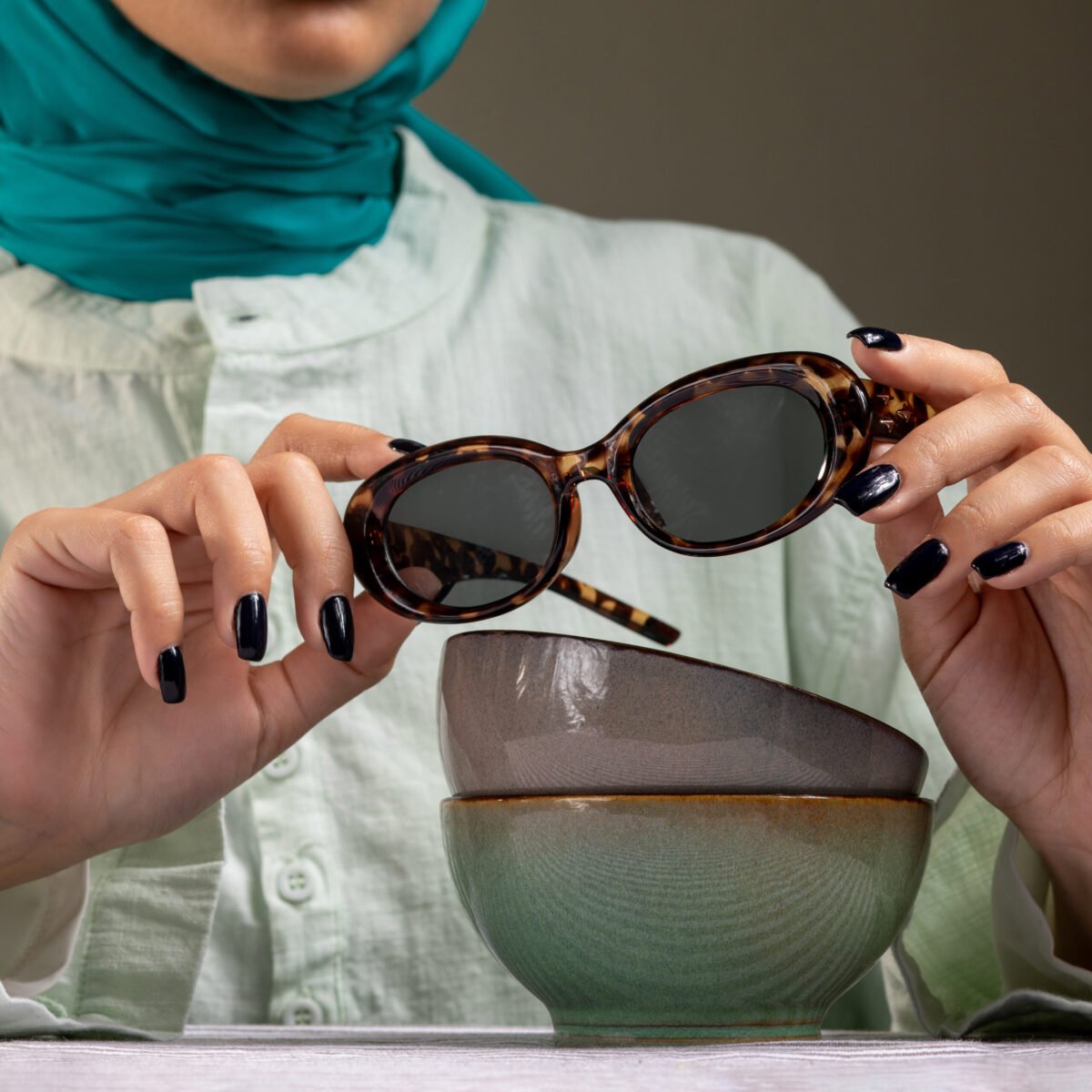 Three Star Oval - Image 2