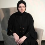 Button Detail Classic Abaya - Image 3