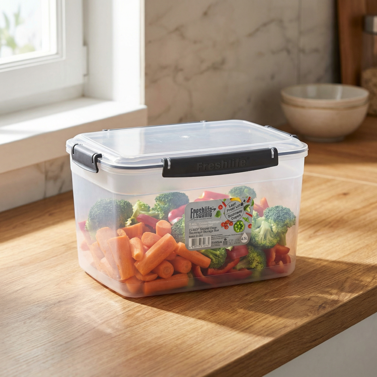 FreshLife Rectangular Storage Box 6.5L - Image 3